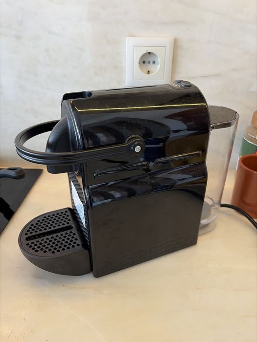 Cafeteira nespresso delonghi