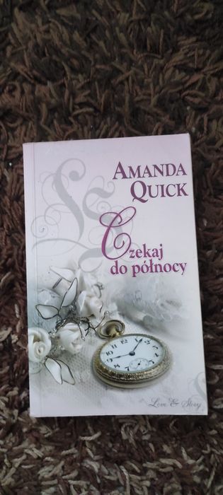 Czekaj do północy Amanda Quick