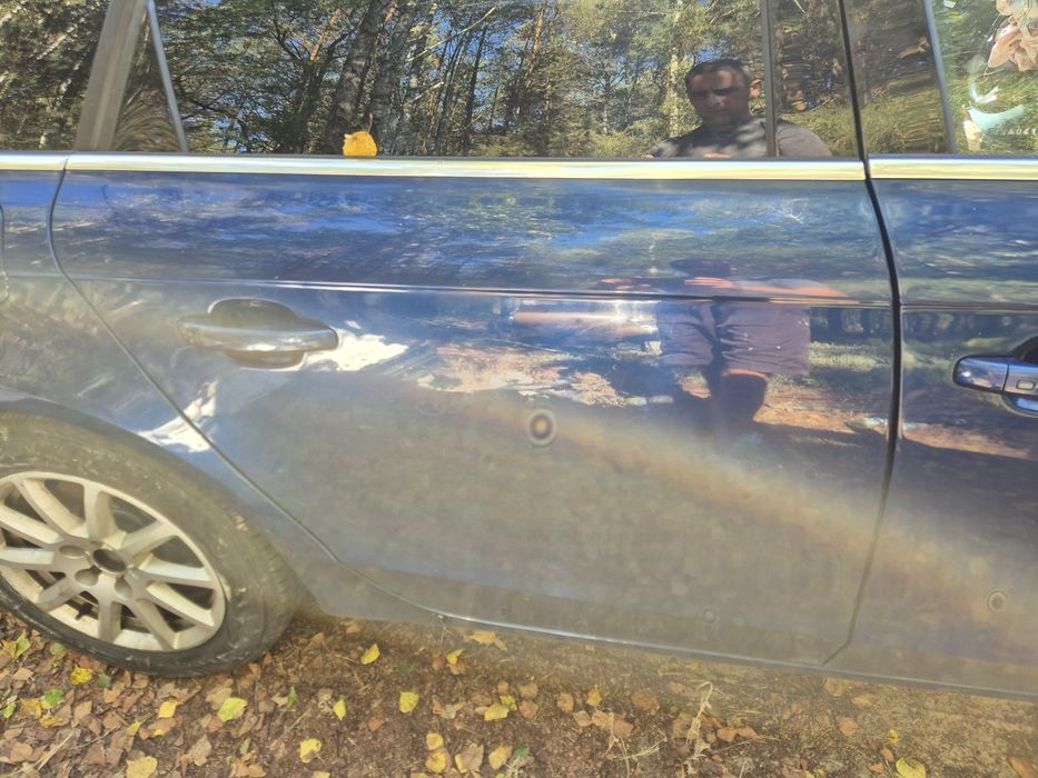 Audi a4 b8 kombi lift LX5Q