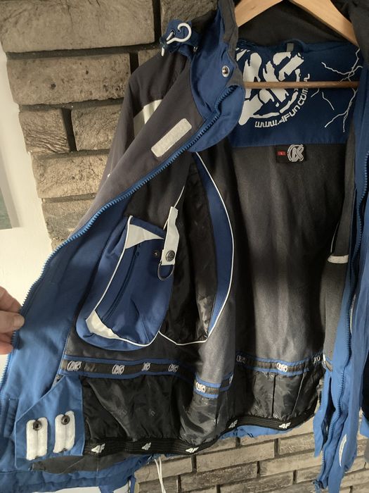 Kurtka narciarska , na narty , ciepła