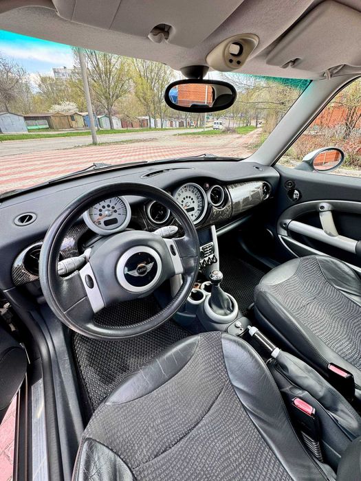 MINI Cooper 2002 1.6 Мкпп