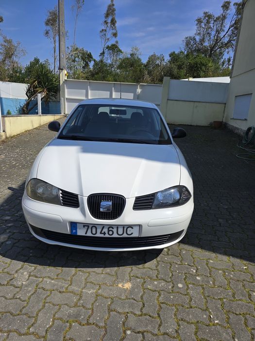 Seat Ibiza, em otimas condocoes e com todos os documentos em dia