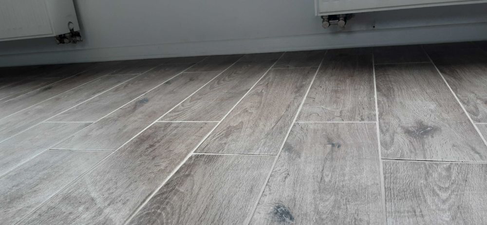 Wynajmę lokal 120m2 usługowo-handlowy w Zgierzu