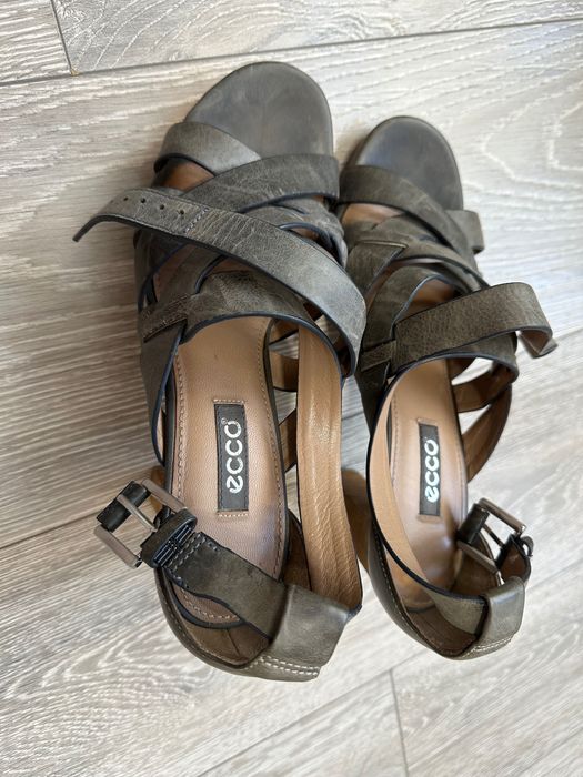 Ecco босоніжки 38 розмір