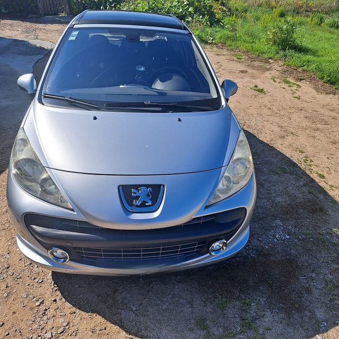 Peugeot 207  1.4 — fotografia 4