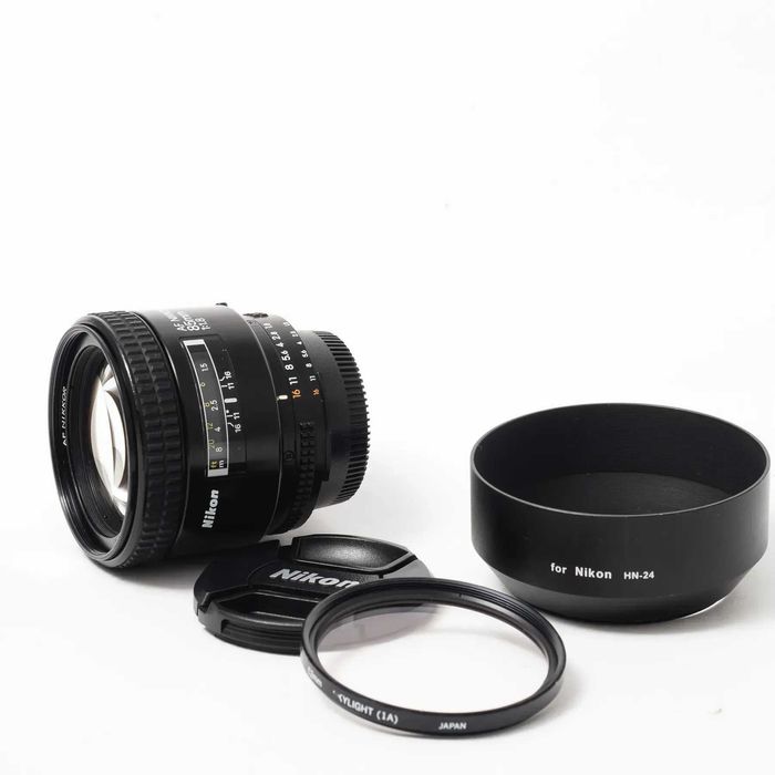 Об'єктив Nikon 85mm f/1.8 AF Nikkor