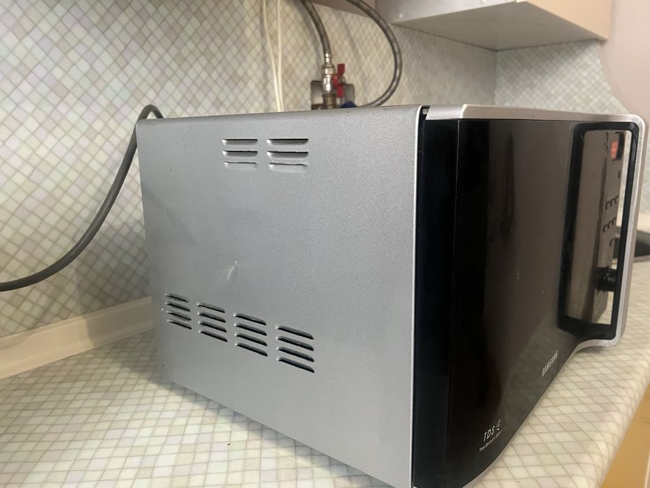 Мікрохвильова піч самсунг