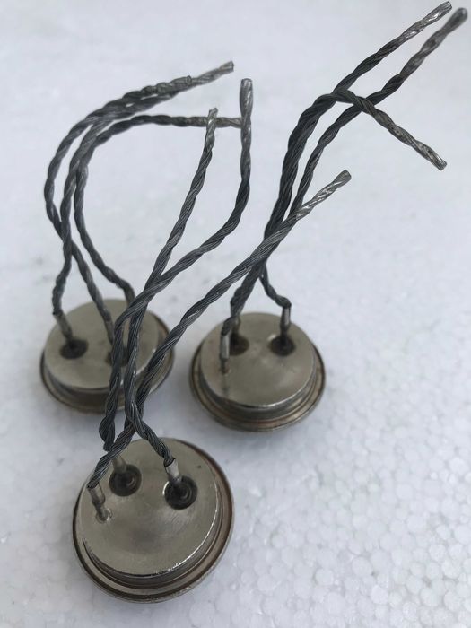 Тиристоры КУ203А КУ202Н КУ202Ж Д238Г Д238Е. Новые.