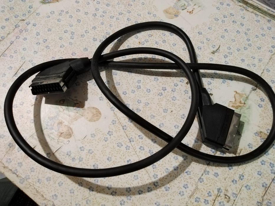 Selling video cable in good condition64283971008515120