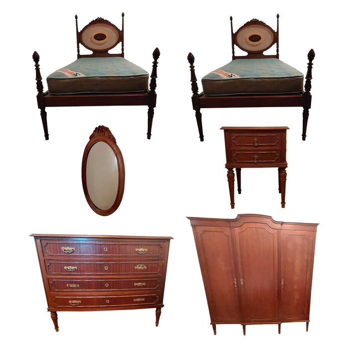 Móveis Quarto de Solteiro com Duas Camas em Madeira e Colchões de Molas, Guarda-roupa, Cómoda e Mesa de Cabeceira
