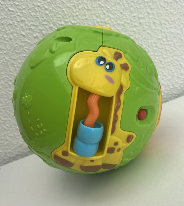 Brinquedos interativos bebé da Chicco quinta bilingue