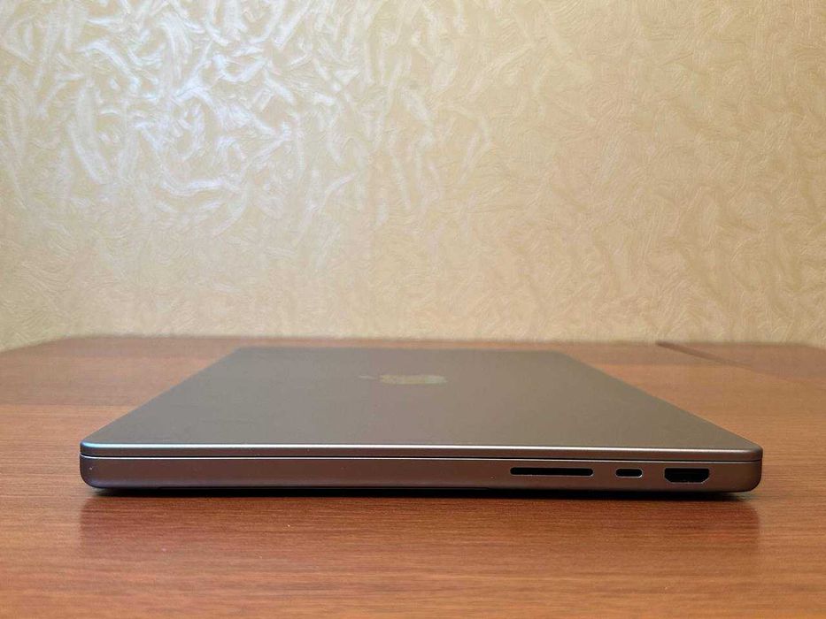 MacBook Pro 14 M1 Pro 16/512 gb 2021