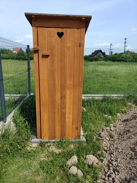 Wc, wychodek, toaleta drewniana