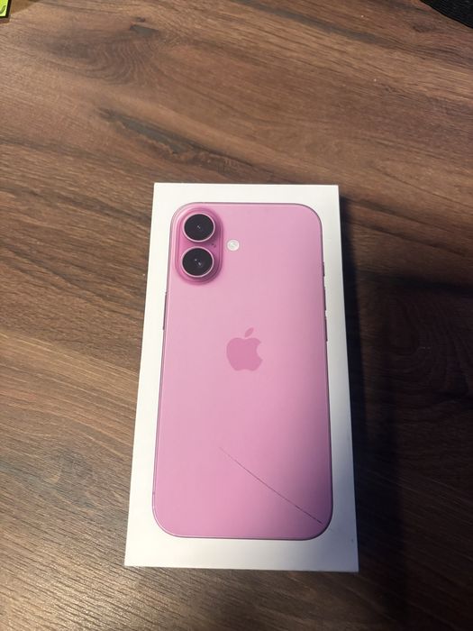 Iphone 16 fioletowy