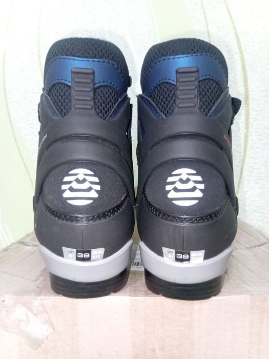 Новые лыжные беговые ботинки ALPINA BACKCOUNTRY BC 1550 р. 39(25,5 см)