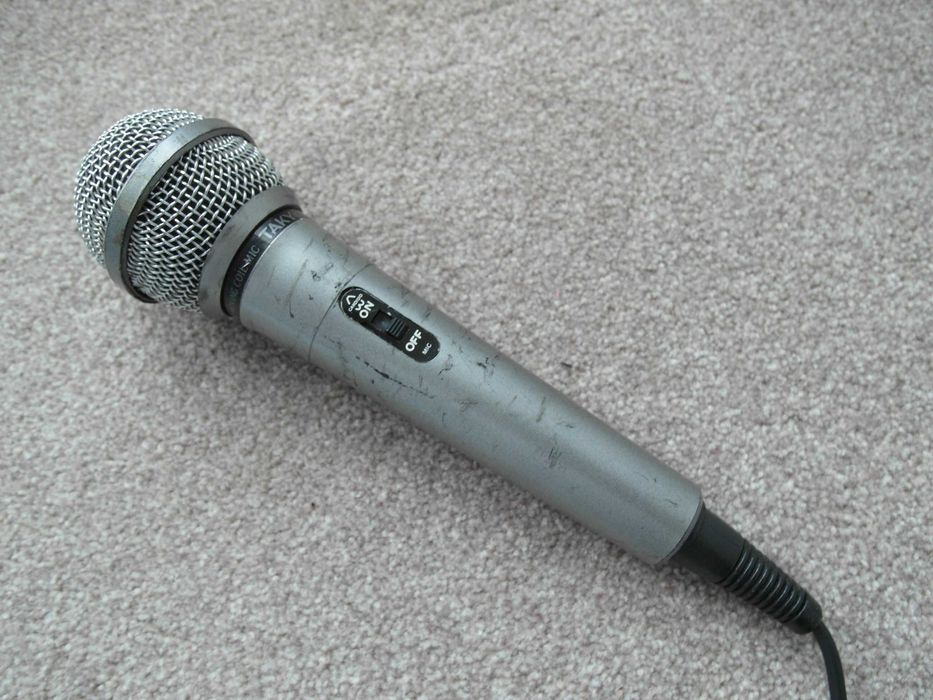 mikrofon TAKY  UDM-606   600 Ohm