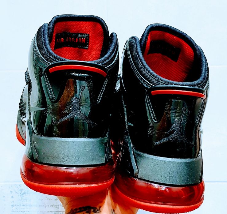 Кроссовки jordan mars 270