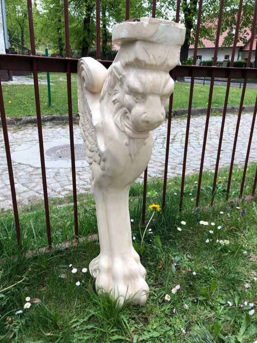 Kolumny ogrodowe / wewnętrzne i blat marmurowy