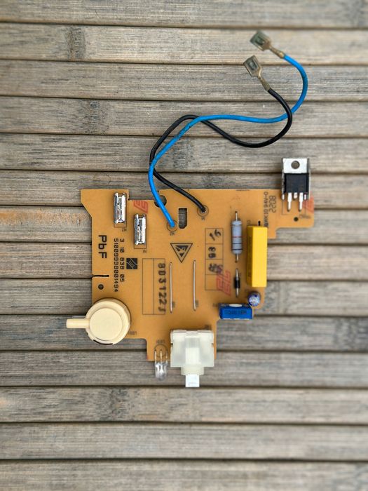 Płyta główna do odkurzacza bezworkowego Bosch BGC41LSIL