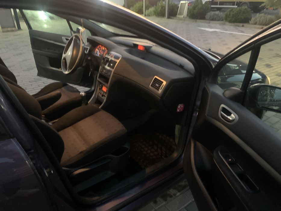 Продам авто марки Пежо 307 з надійним 2,0 дизельним двигуном