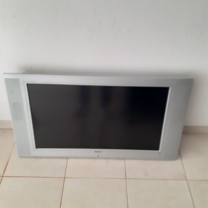 Tv Beko a funcionar.Ler Texto