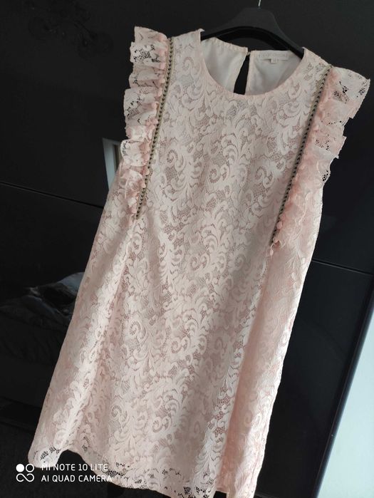 Śliczna sukienka damska