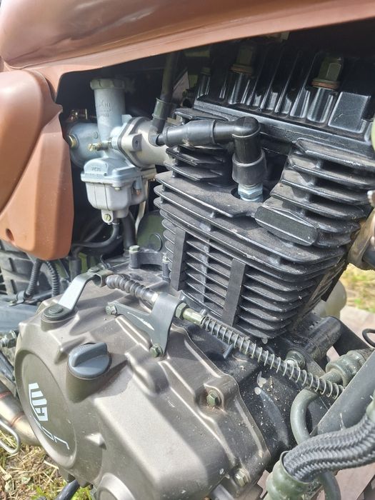 Майже новий мотоцикл Geon scrambler 200 lite