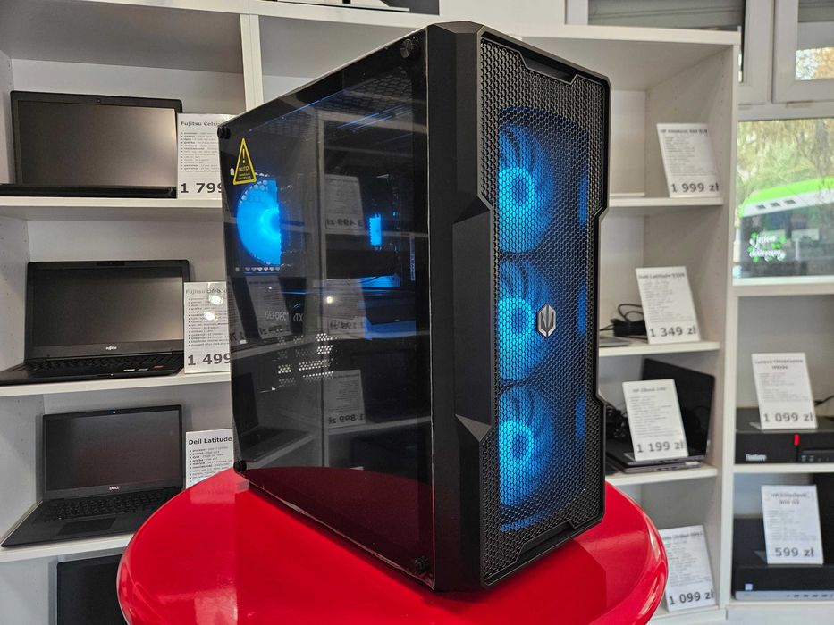 OD RĘKI Nowy Komputer Gamingowy Intel Ultra 7 265KF 32GB RAM DDR5 2TB SSD NVME RTX 5070 Win11 Faktura 23%Vat Gwarancja 2 Lata KomputeryGamingowe.com