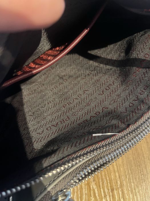 Prada Re Edition 2005 torebka torebeczka listonoszka