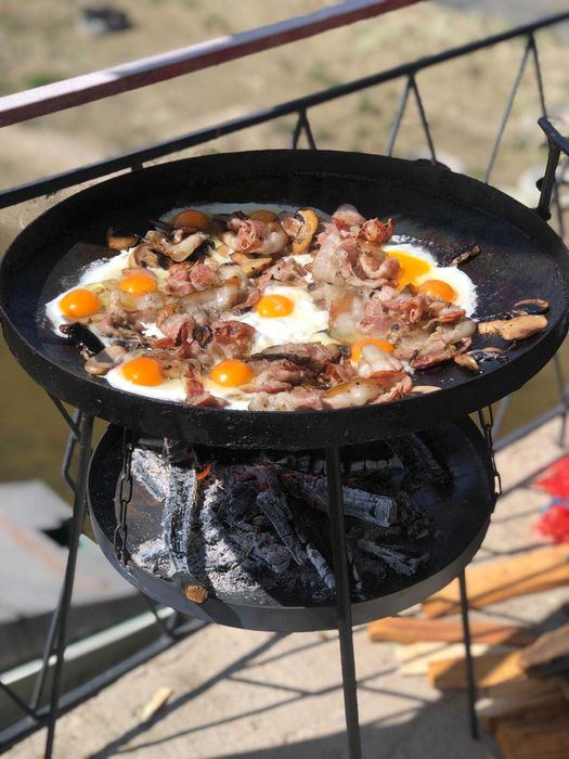 Сковорода с подставкой для огня из диска бороны.Садж мангал на природу