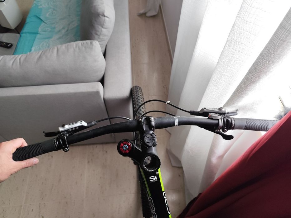 Bicicleta Cannondale f29 tamanho L