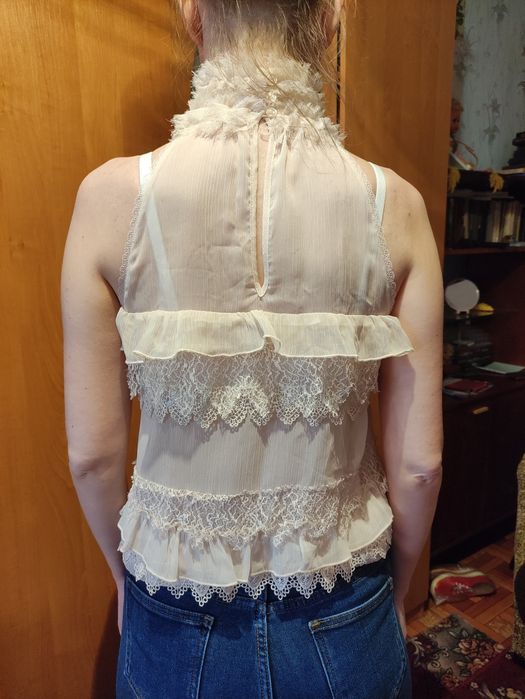 Продам блузу в винтажном стиле