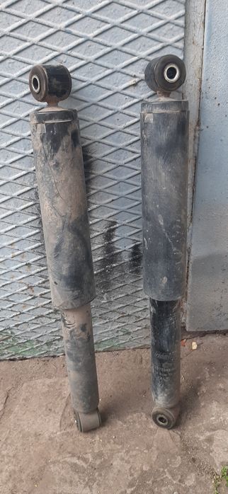 Задние амортизаторы Ford connect