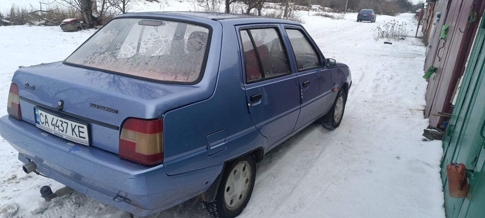 Продам автомобіль славута