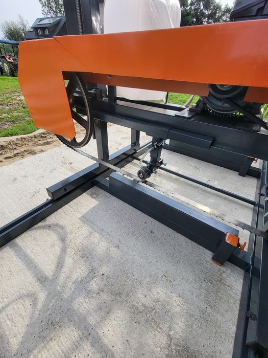 Trak taśmowy poziomy nowy