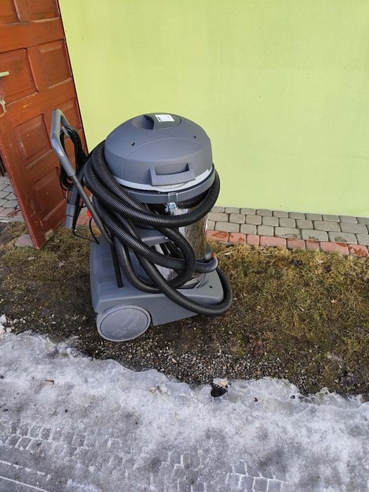 Odkurzacz  przemyslowy