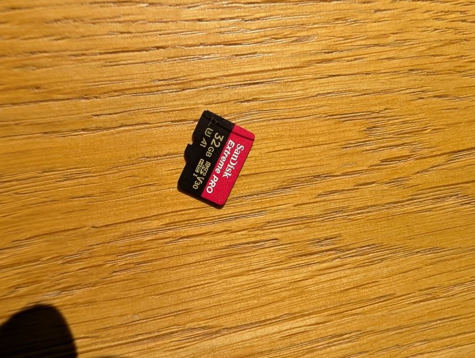 Flipper Zero Black Edition + Karta SanDisk Extreme PRO 32GB - Stan idealny