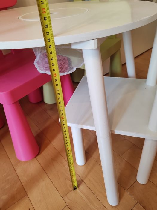 Stoliczek i krzesełka dla dzieci