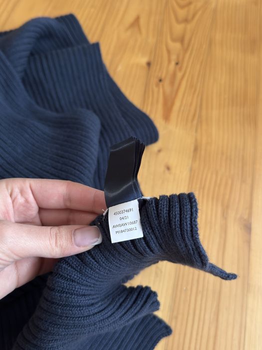 темно-синій ребристий шарф бренду Tommy Jeans