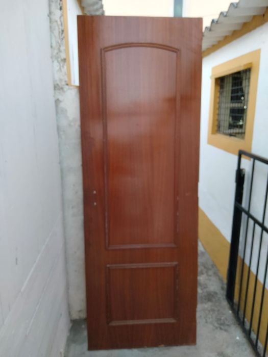 Portas madeira 200cm