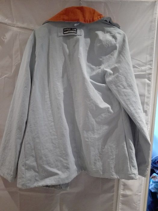 Casaco Impermeável Quebra Mar