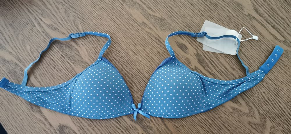Conjunto de Sutien e cuecas novo, com etiqueta