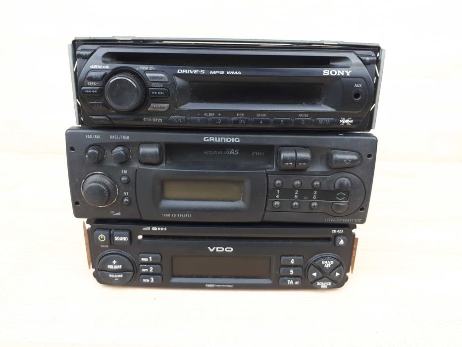 Sony CDX-GT 23, Grundig WKC 1400 VD, VDO CD 423 radia