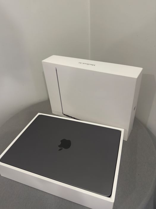 MacBook Air 13,6” M2 | Estado Bateria 100%| 8GB RAM | 256GB | Excelente Estado