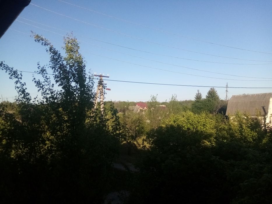 Продається дача з добротнім будинком біля озера в селі Марківцях