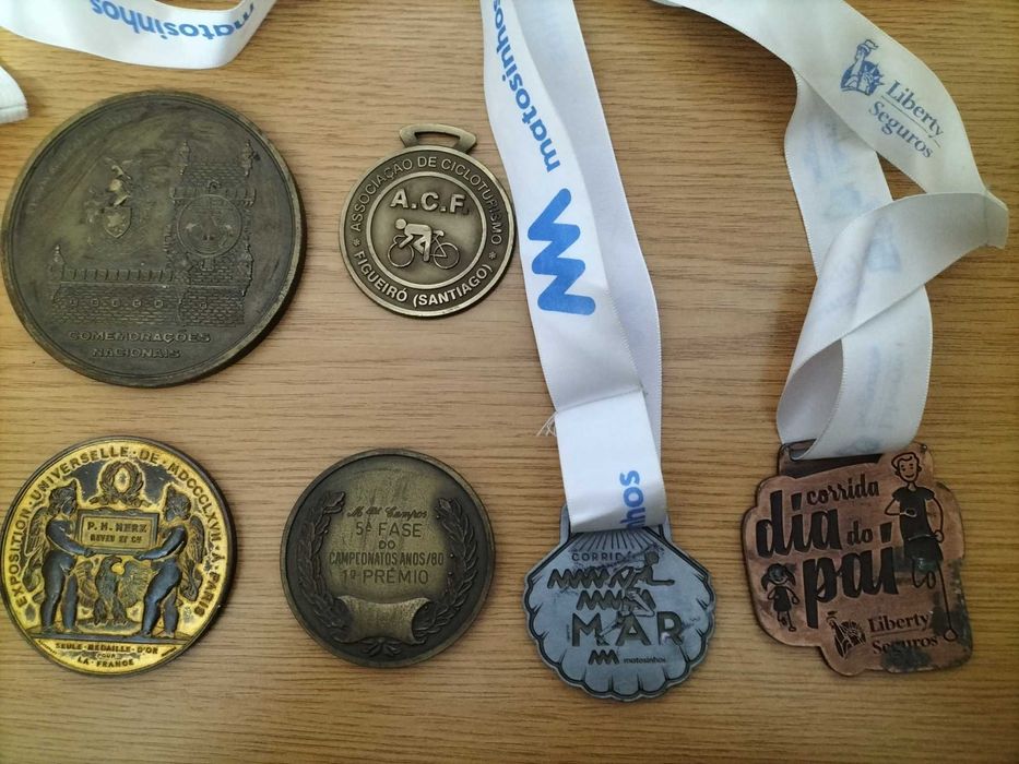 Medalhas diversos temas