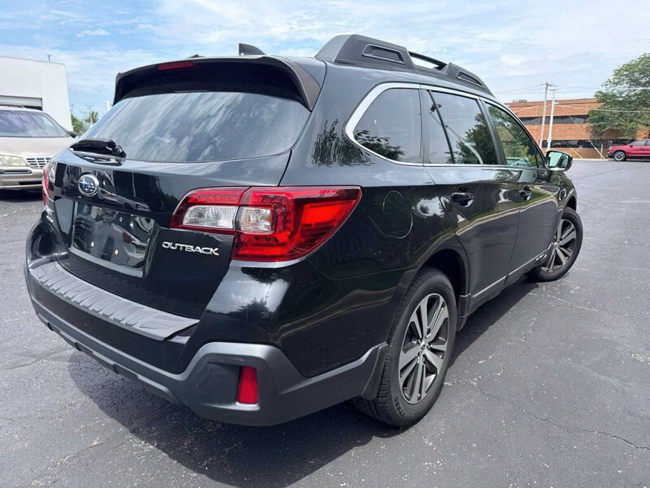 Subaru Outback Limited      2018