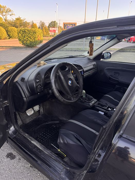 Продам  BMW E36