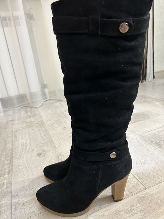 Сапоги жіночі замшеві