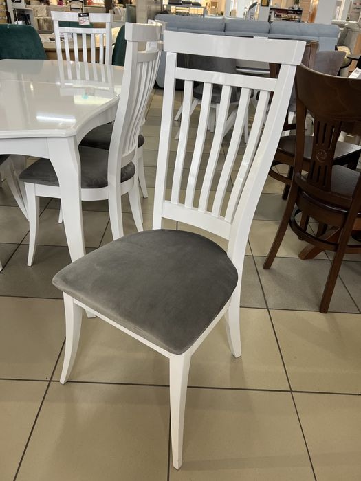 Стілець Маркіз 2 у вітальню для кафе ресторану кухонний в гостинну бук